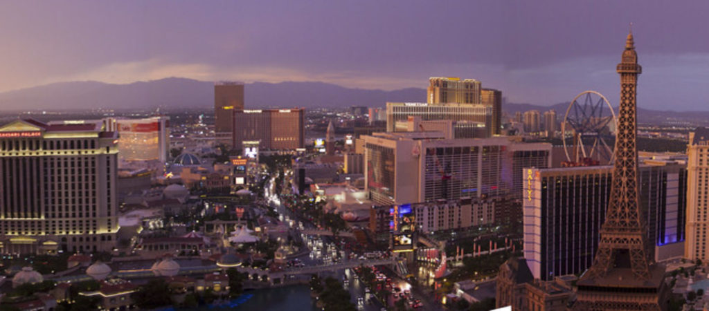 Spotlight Vegas cropped 9905683515 0ab902cf40 k 1