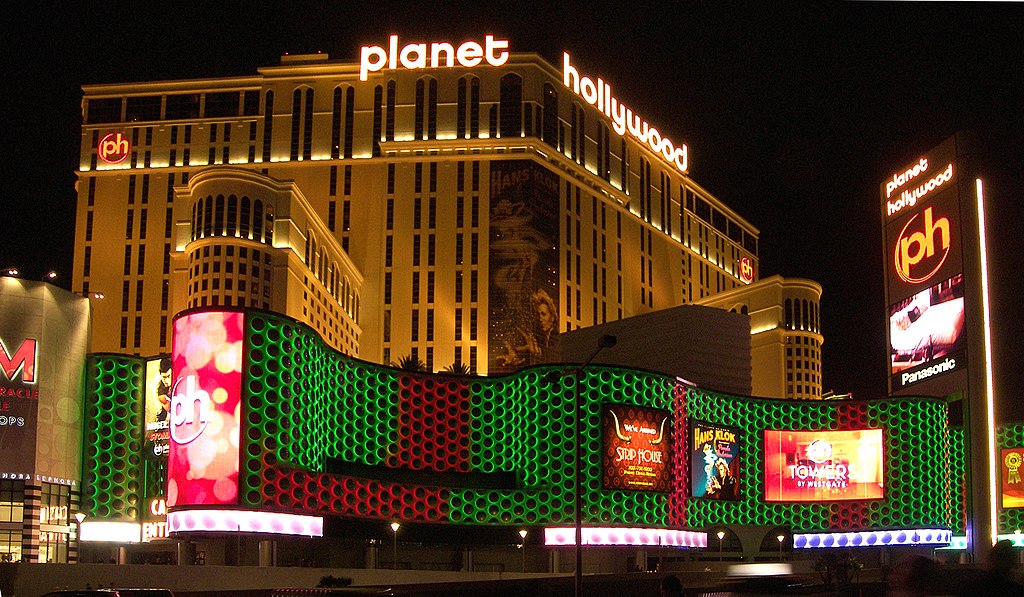 Spotlight Vegas 1024px Planet hollywood casino 2007