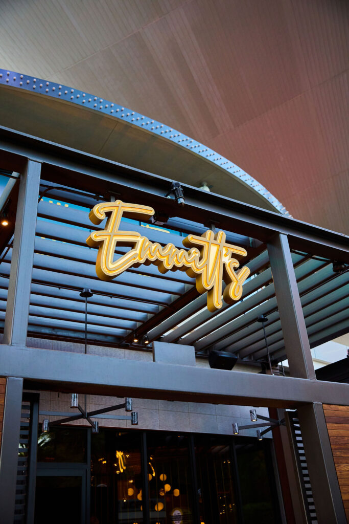 Emmitts Vegas dining